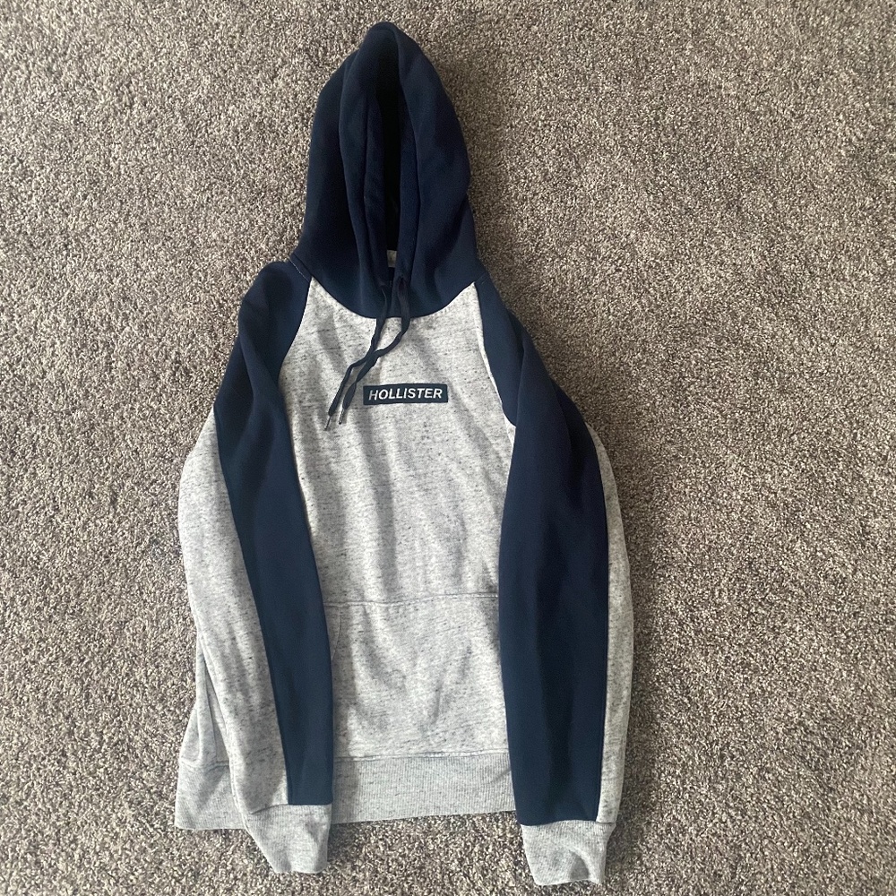 Hollister Hoodie
